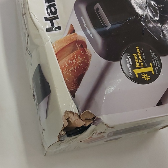 Hamilton Beach toaster - Picture 3 of 3